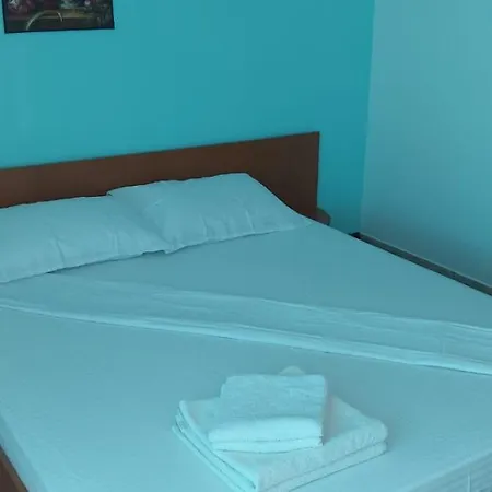 Casa Laricris בית הארחה קורבו