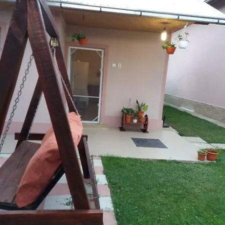 בית הארחה Casa Laricris