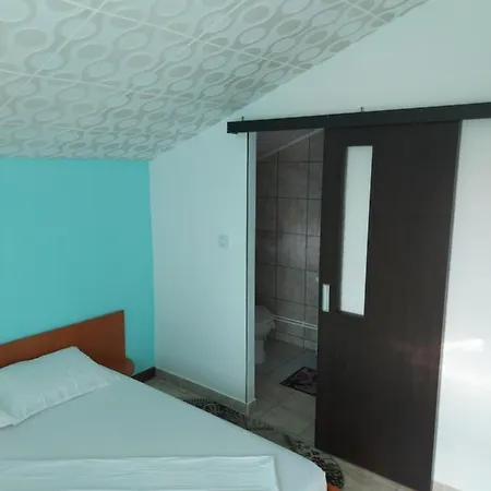 Casa Laricris Corbu (Constanta)