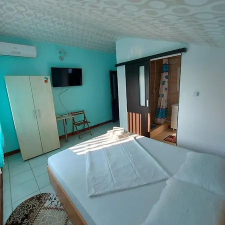 Konukevi Casa Laricris Corbu (Constanta)