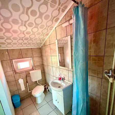 Casa Laricris 3*