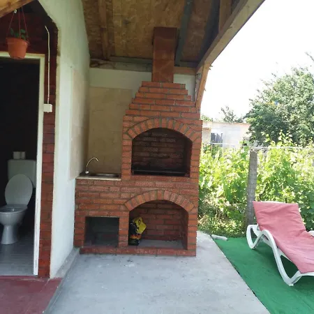 Konukevi Casa Laricris 3*